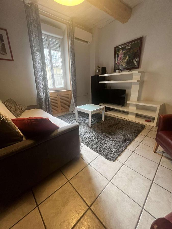 L'Atypique Coeur De Ville - Clim Et Parking Nîmes Exteriör bild